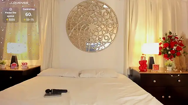 Snapshot of Antonellaparis_ chatting on February 18, 2:05 am Antonellaparis online show from February 18, 2:05 am