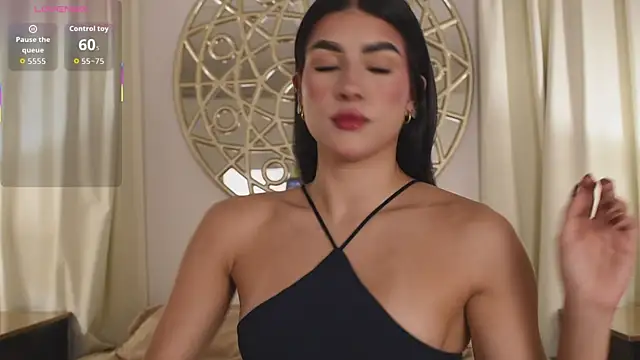 Snapshot of Antonellaparis_ chatting on October 22, 2:45 am Antonellaparis online show from October 22, 2:45 am