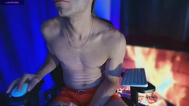 Snapshot of sexyboycolombi4 chatting on July 11, 3:26 pm sexyboycolombi4 online show from July 11, 3:26 pm