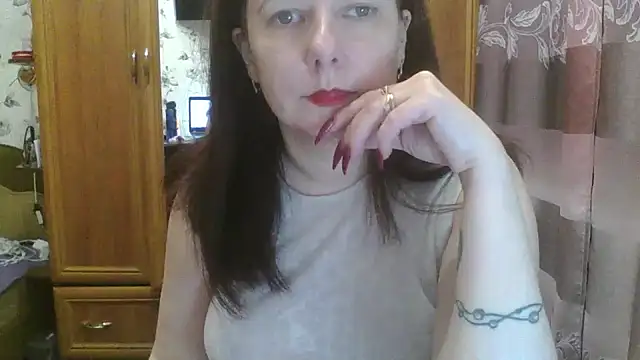 SophieNightAh online show from February 3, 4:20 pm