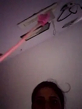 Snapshot of HangdogBeggary chatting on December 28, 9:30 pm HangdogBeggary online show from December 28, 9:30 pm