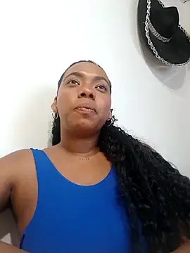 lia mariana online show from December 21, 8:16 pm