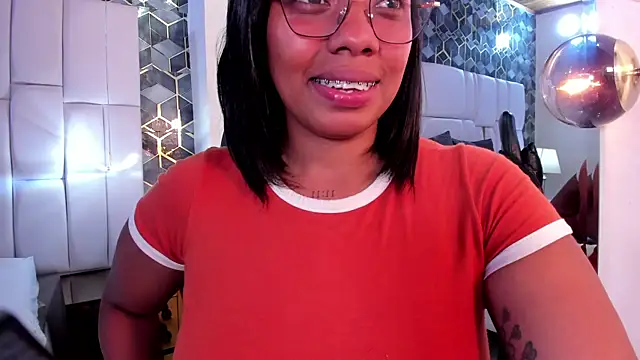 lia mariana online show from June 27, 8:58 pm