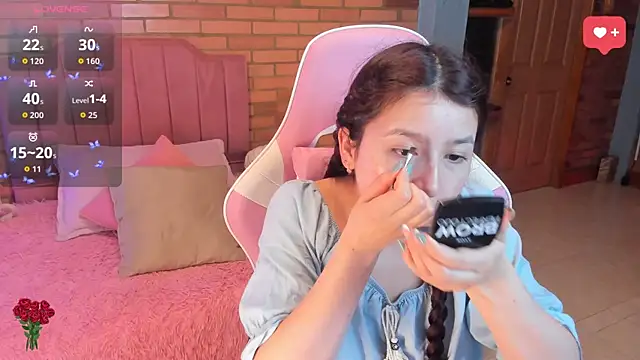 Amy joones online show from July 23, 10:57 am