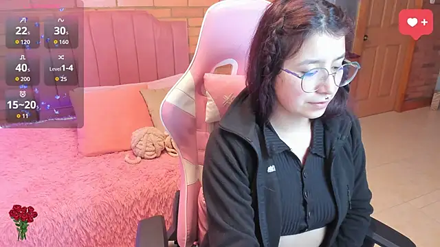 Amy joones online show from July 30, 11:31 am
