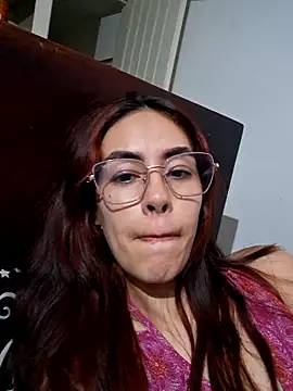 marlynmartinez online show from October 3, 2:52 am