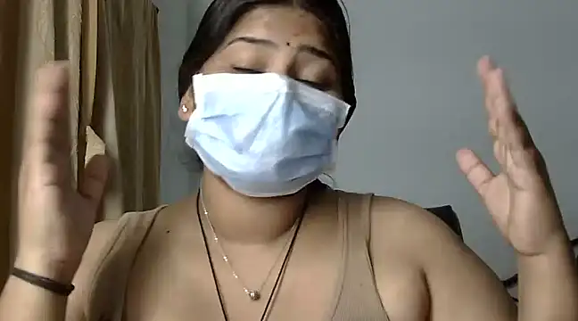 cutelady65 online show from February 7, 2:15 pm