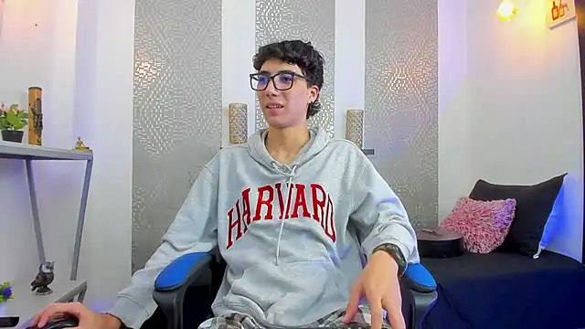 Nikolay Gregori online show from February 28, 9:47 am