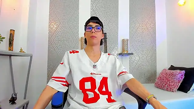 Nikolay Gregori online show from March 7, 10:13 am