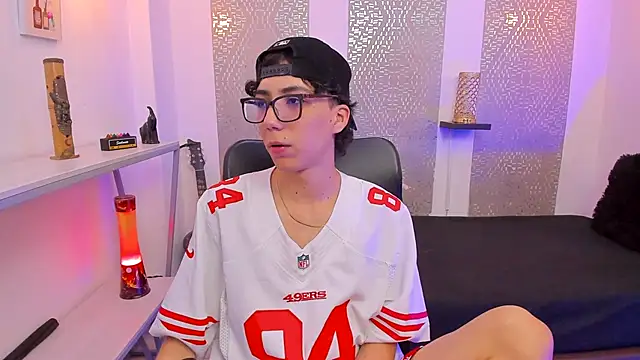 Nikolay Gregori online show from October 3, 4:20 am