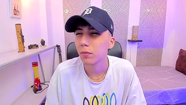 Nikolay Gregori online show from October 27, 4:16 am