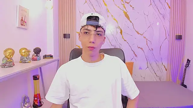 Nikolay Gregori online show from February 1, 4:11 am