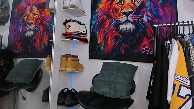 Pantera black 21 online show from February 7, 3:54 am