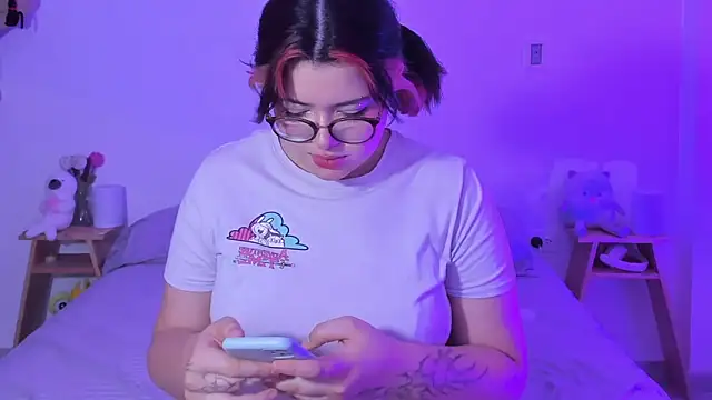 Snapshot of Gaby_Danna chatting on February 20, 12:30 am Gaby Danna online show from February 20, 12:30 am