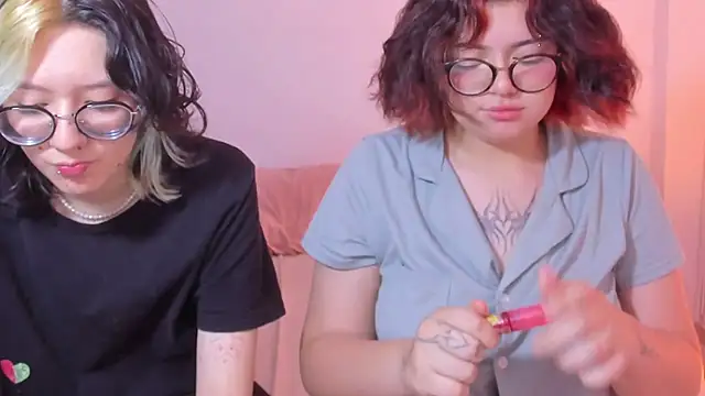 Snapshot of Gaby_Danna chatting on February 25, 1:20 am Gaby Danna online show from February 25, 1:20 am