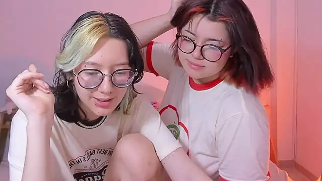 Snapshot of Gaby_Danna chatting on March 1, 4:15 am Gaby Danna online show from March 1, 4:15 am