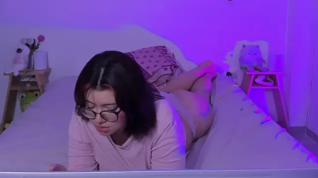 Snapshot of Gaby_Danna chatting on March 1, 1:29 pm Gaby Danna online show from March 1, 1:29 pm