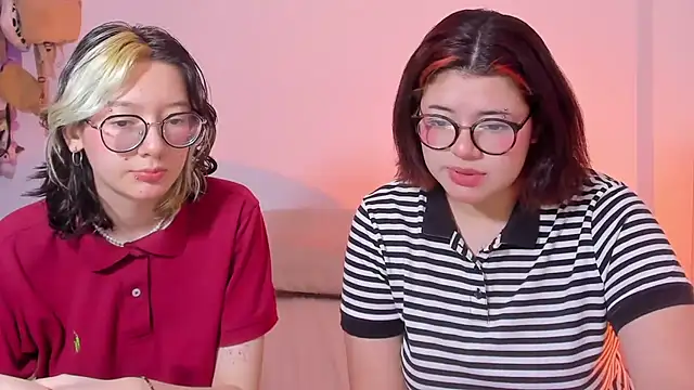 Snapshot of Gaby_Danna chatting on March 2, 10:05 pm Gaby Danna online show from March 2, 10:05 pm