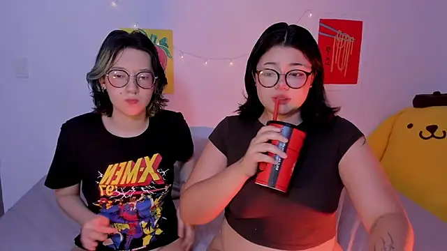 Snapshot of Gaby_Danna chatting on October 15, 12:00 am Gaby Danna online show from October 15, 12:00 am