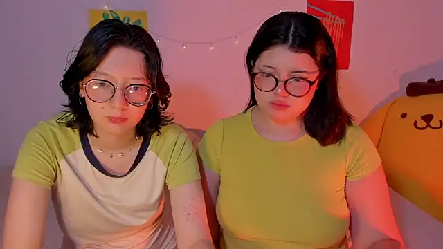 Snapshot of Gaby_Danna chatting on November 15, 6:55 am Gaby Danna online show from November 15, 6:55 am