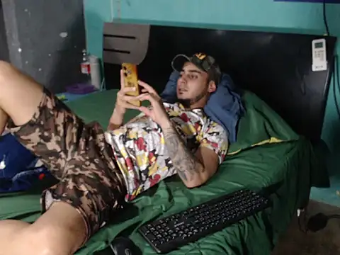 Snapshot of xxxxhotxoxo chatting on November 21, 8:51 pm xxxxhotxoxo online show from November 21, 8:51 pm