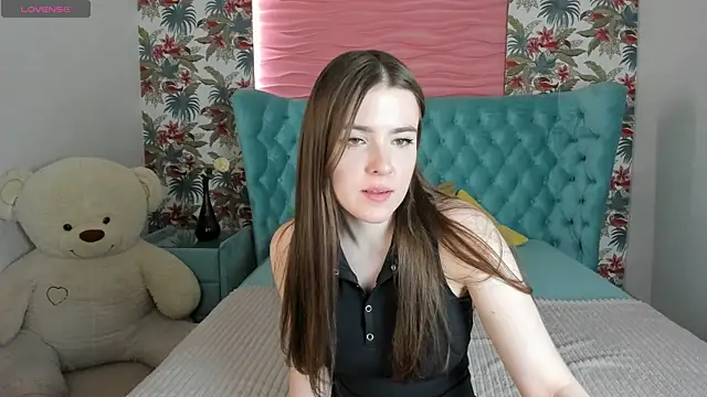 Snapshot of Haley_Gars chatting on May 3, 11:27 am Haley Gars online show from May 3, 11:27 am
