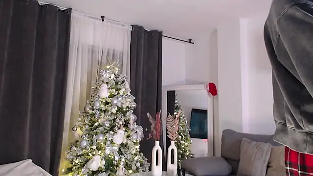 dan01  online show from December 9, 8:22 am