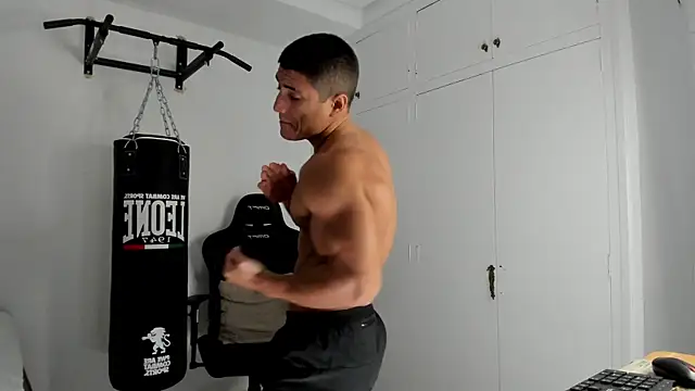 dan01  online show from December 16, 8:14 pm