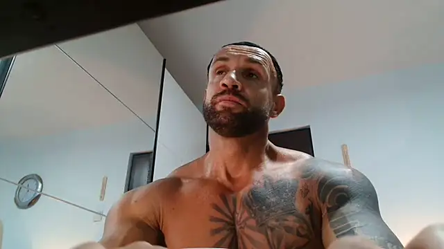 Magnificmuscles89 online show from May 24, 9:25 am
