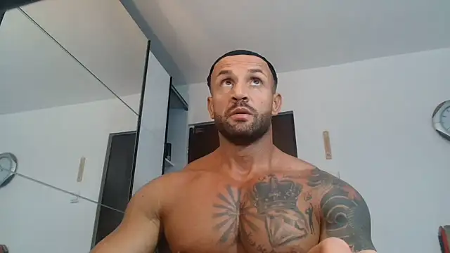 Magnificmuscles89 online show from June 11, 10:19 pm