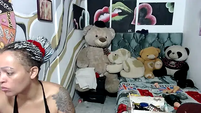 Snapshot of manzanahot9 chatting on September 13, 1:22 pm manzanahot9 online show from September 13, 1:22 pm