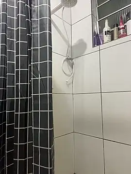 couple shy online show from December 18, 2:28 am