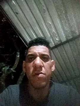 Snapshot of Elvergon3456 chatting on December 18, 4:07 am Elvergon3456 online show from December 18, 4:07 am