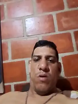 Snapshot of Elvergon3456 chatting on February 24, 1:42 pm Elvergon3456 online show from February 24, 1:42 pm