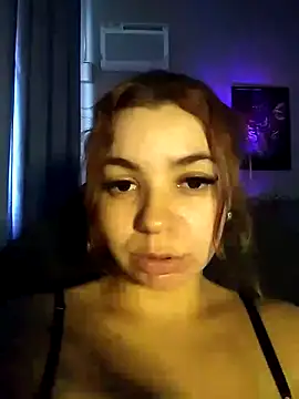 Snapshot of HotRuiva chatting on February 25, 1:17 pm HotRuiva online show from February 25, 1:17 pm