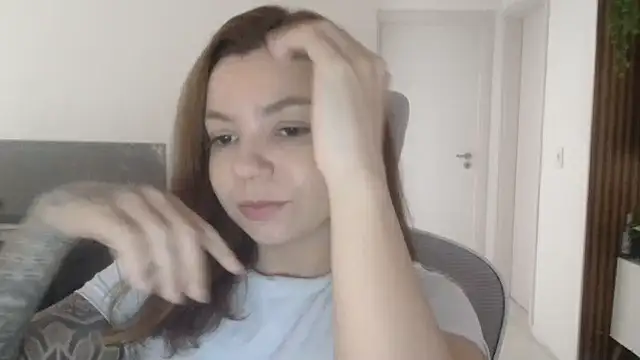 Snapshot of HotRuiva chatting on September 25, 2:10 pm HotRuiva online show from September 25, 2:10 pm