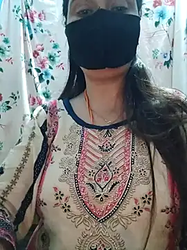 Aishwaryaa 69 online show from October 14, 2:45 am