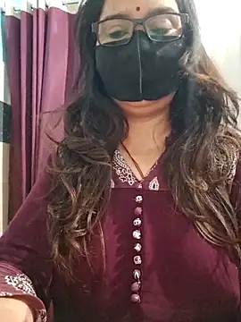 Snapshot of Aishwaryaa_69 chatting on June 3, 1:52 am Aishwaryaa 69 online show from June 3, 1:52 am