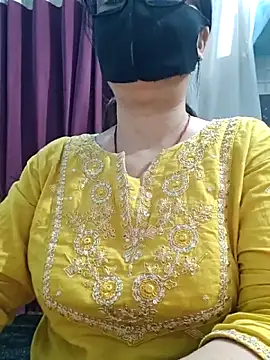 Aishwaryaa 69 online show from June 18, 11:14 am