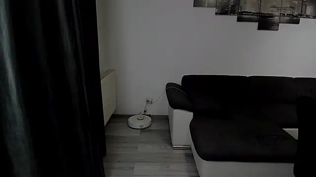 Snapshot of Richarddarell1 chatting on October 23, 5:29 am Richarddarell1 online show from October 23, 5:29 am