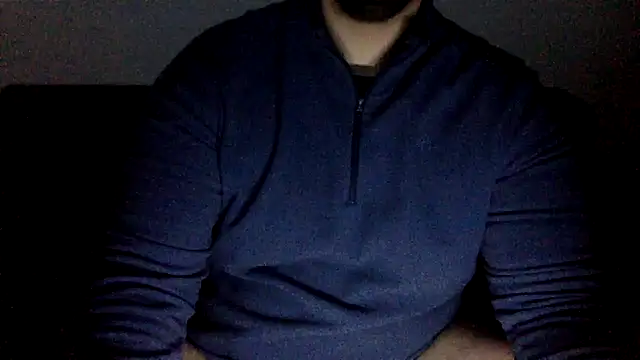 Snapshot of Gladiator_3 chatting on February 12, 7:44 am Gladiator 3 online show from February 12, 7:44 am