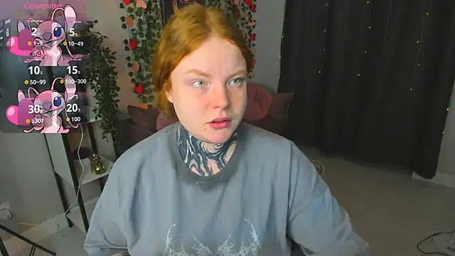 Cassie xKiss online show from February 16, 8:27 pm