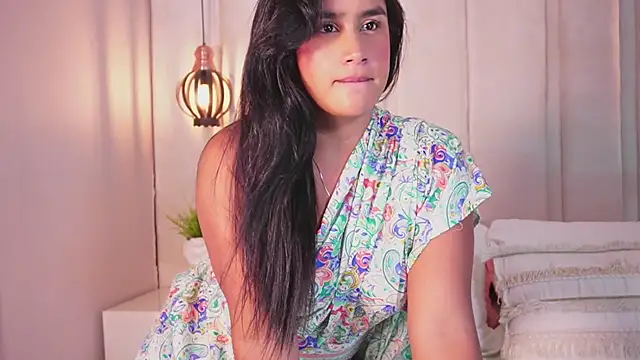 Snapshot of bonniekim_ chatting on September 12, 7:36 pm bonniekim online show from September 12, 7:36 pm