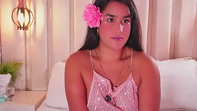 Snapshot of bonniekim_ chatting on December 1, 10:59 pm bonniekim online show from December 1, 10:59 pm