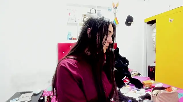 Sweet-Suck69 online show from April 28, 4:50 am