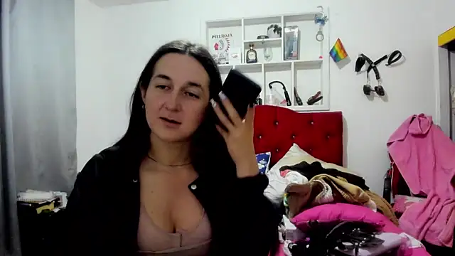 Snapshot of Sweet-Suck69 chatting on May 12, 12:08 am Sweet-Suck69 online show from May 12, 12:08 am
