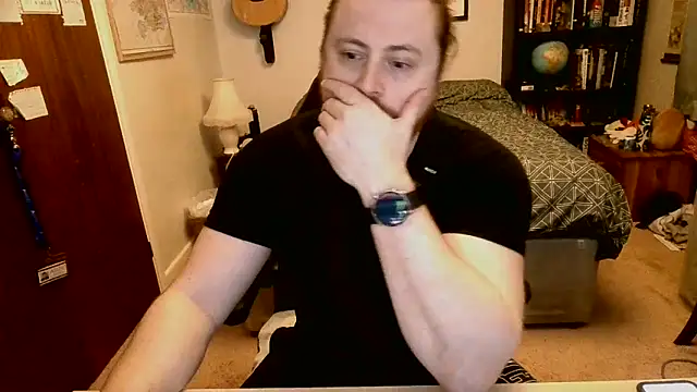 Snapshot of Hairy_Guy30 chatting on January 6, 11:42 pm Hairy Guy30 online show from January 6, 11:42 pm