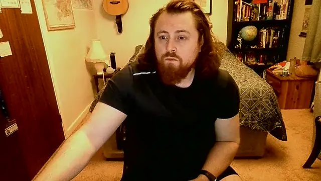 Snapshot of Hairy_Guy30 chatting on January 15, 11:19 pm Hairy Guy30 online show from January 15, 11:19 pm