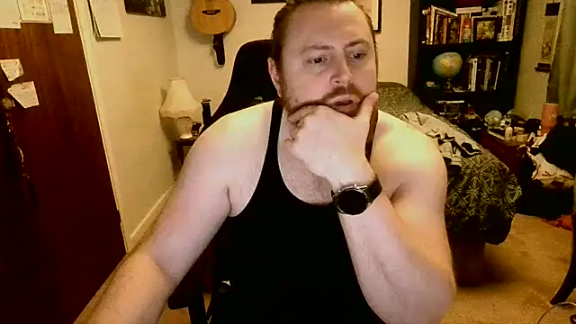 Snapshot of Hairy_Guy30 chatting on November 18, 5:28 pm Hairy Guy30 online show from November 18, 5:28 pm