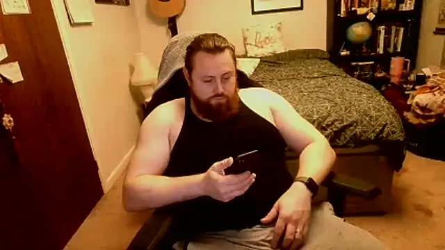 Hairy Guy30 online show from March 30, 12:00 am